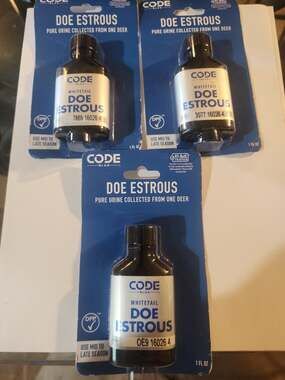 Lot of 3 Code Blue Doe Estrous 100% Pure From One Deer Attractant Buck Lure